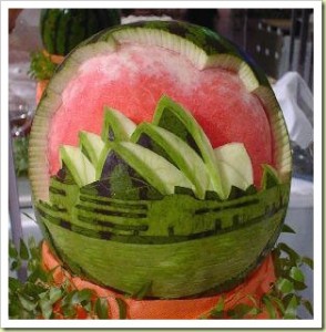 11-fruit-and-vegetable-art-watermelon-carving3-thumb1